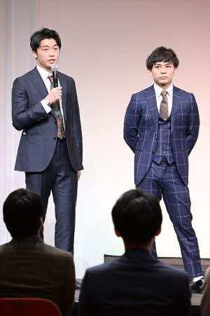 さや香、「M-1グランプリ2022」決勝進出者発表会見に登場