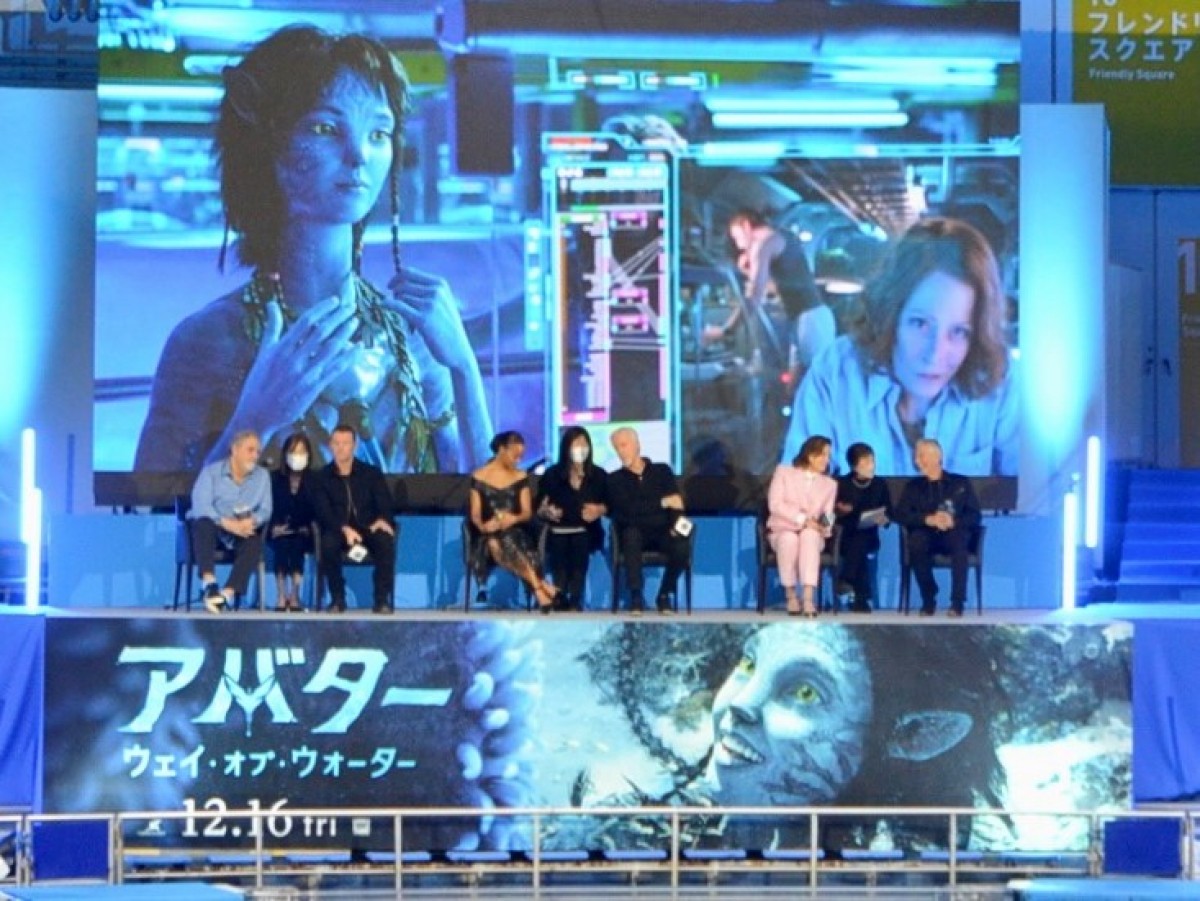 シガーニー・ウィーバー、73歳にして14歳の少女役「チャレンジングだった」