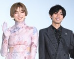 【写真】永瀬廉＆池田エライザ、『真夜中乙女戦争』公開記念舞台あいさつに登壇