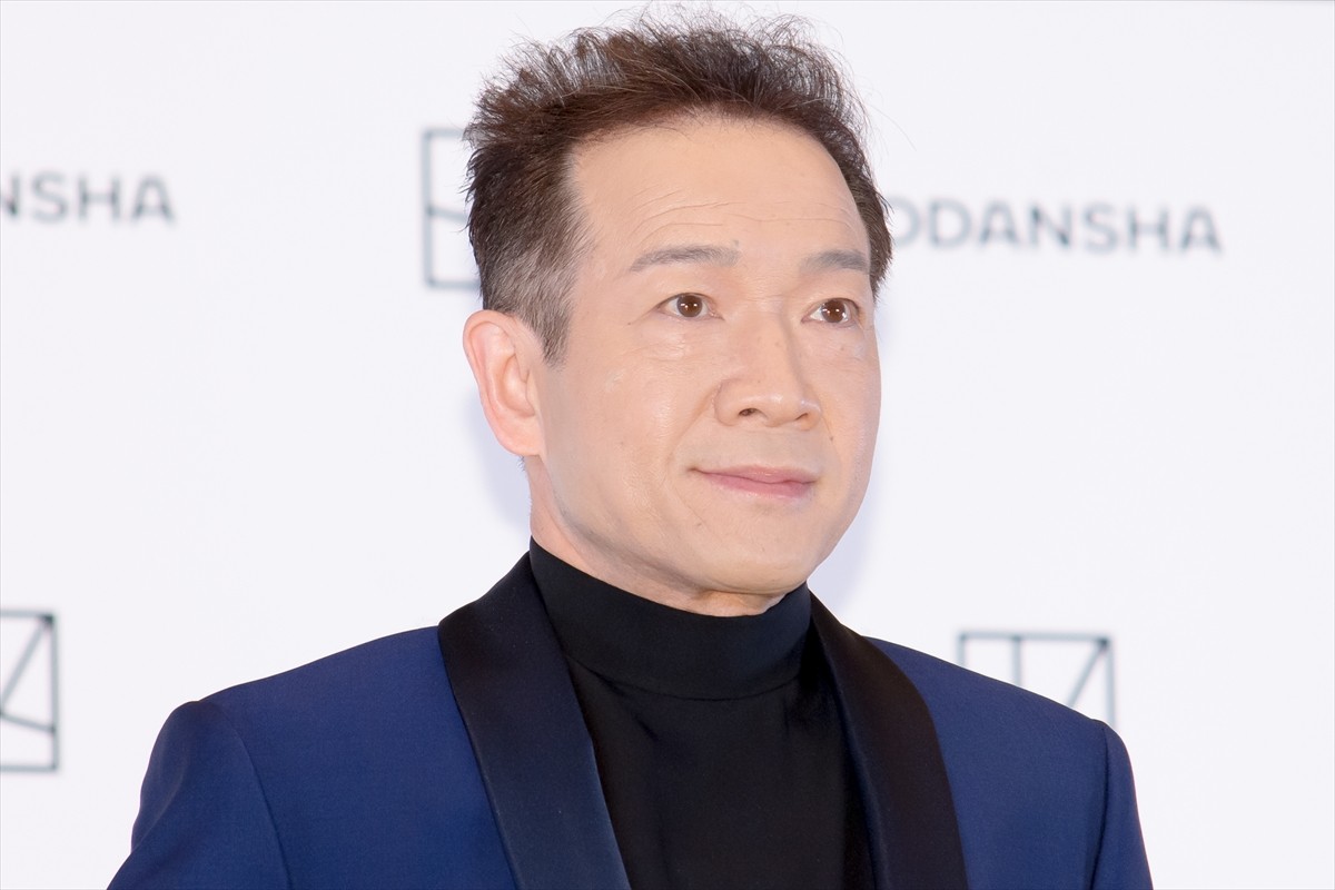 田原俊彦、還暦記念写真集で赤ふんどし姿披露　撮影前は「ちょっとビビってた」