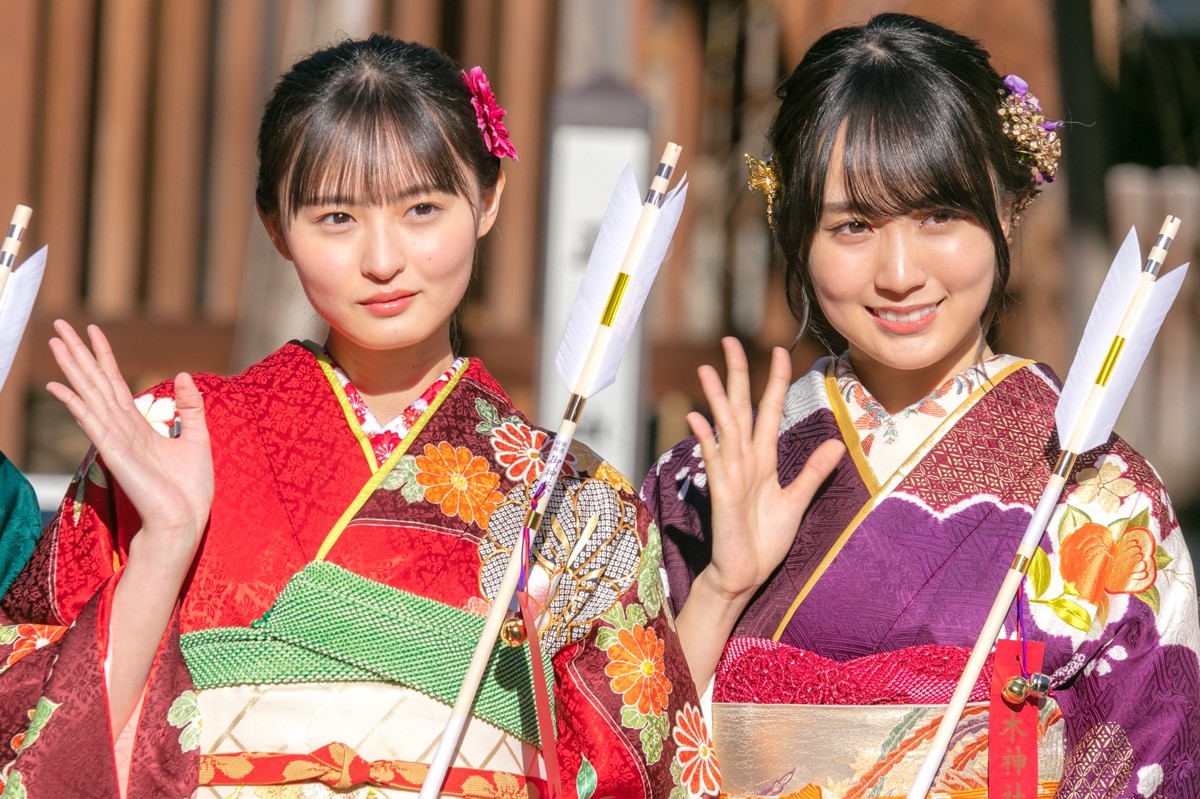 乃木坂46・久保史緒里ら“新・花の2001年組”が新成人　振袖姿お披露目