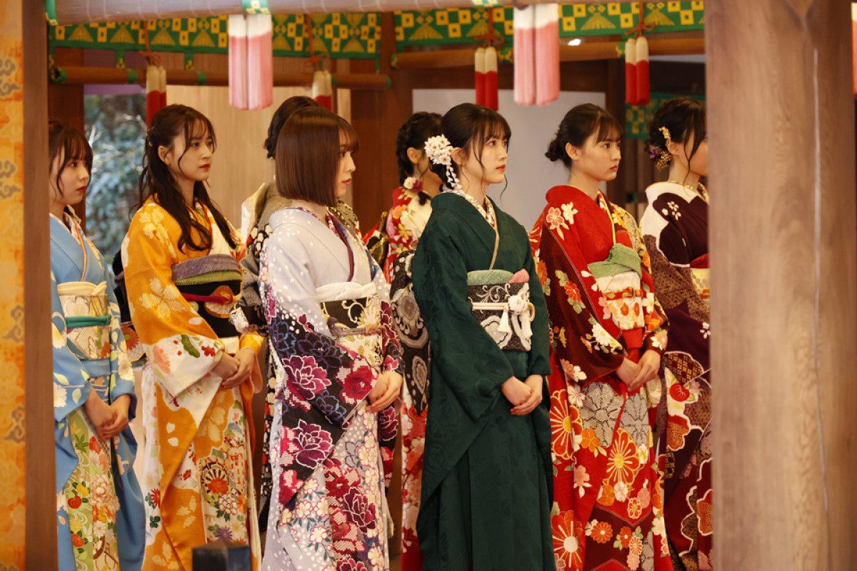 乃木坂46・久保史緒里ら“新・花の2001年組”が新成人　振袖姿お披露目