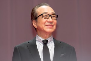 小日向文世、映画『コンフィデンスマンJP　英雄編』ワールドプレミアに登場