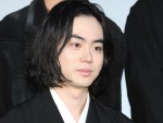 ドラマ『ミステリと言う勿れ』に出演している菅田将暉