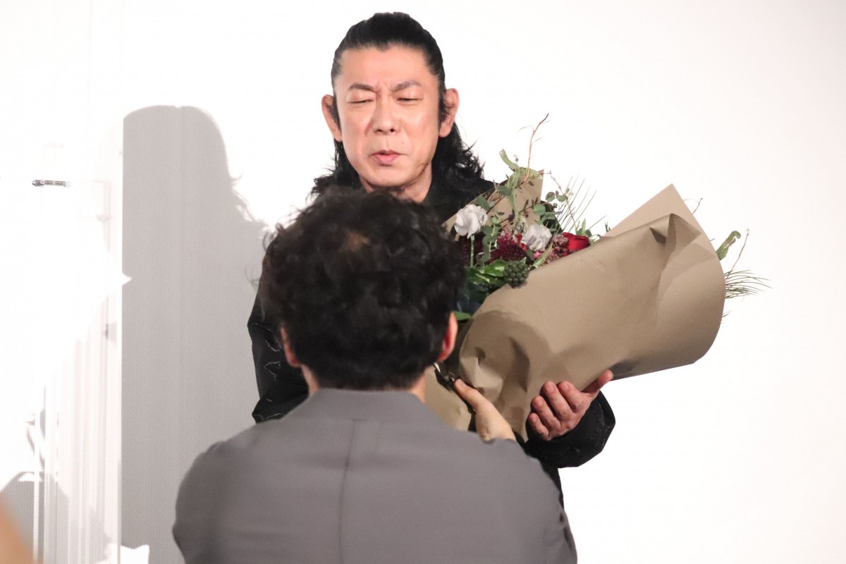 池松壮亮＆伊藤沙莉が爆笑　ニューヨーク屋敷、映画の舞台あいさつに本音「やりづらい！」