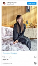 白石麻衣のオフショット　※ドラマ『ミステリと言う勿れ』公式インスタグラム