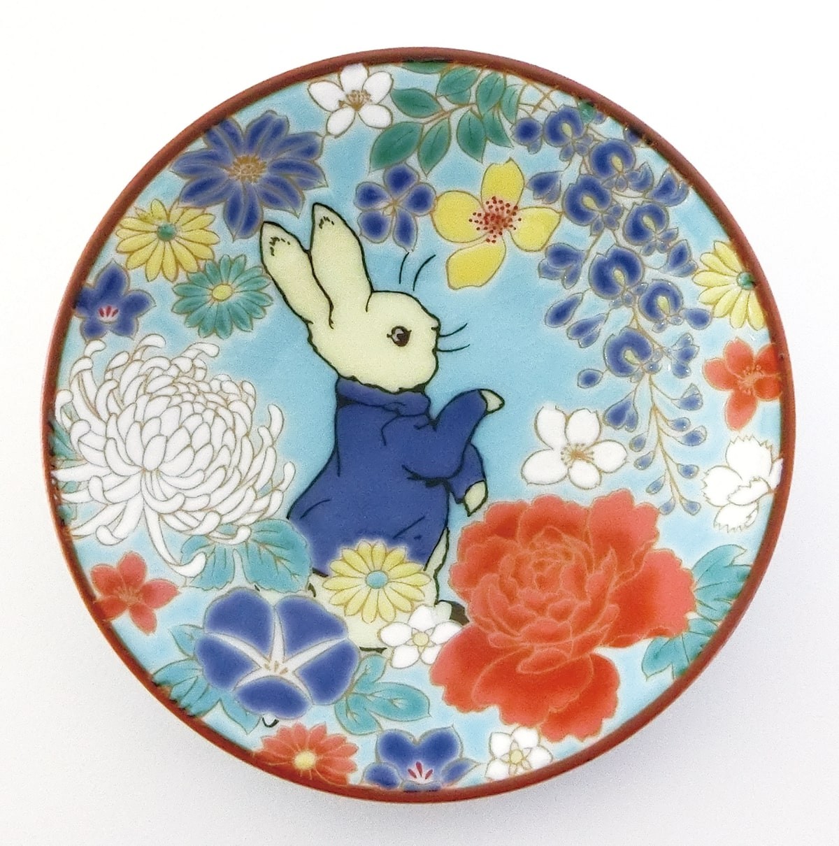 “ピーターラビット展”が世田谷美術館で開催！　九谷焼の小皿付きチケットなど販売