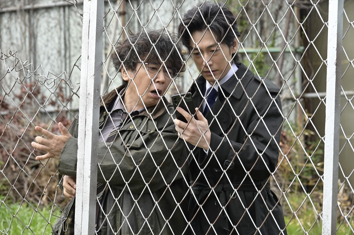 『パンドラの果実』第2話　“小比類巻”ディーン・フジオカ、人が真っ白な煙を噴き出して死ぬ怪事件を捜査