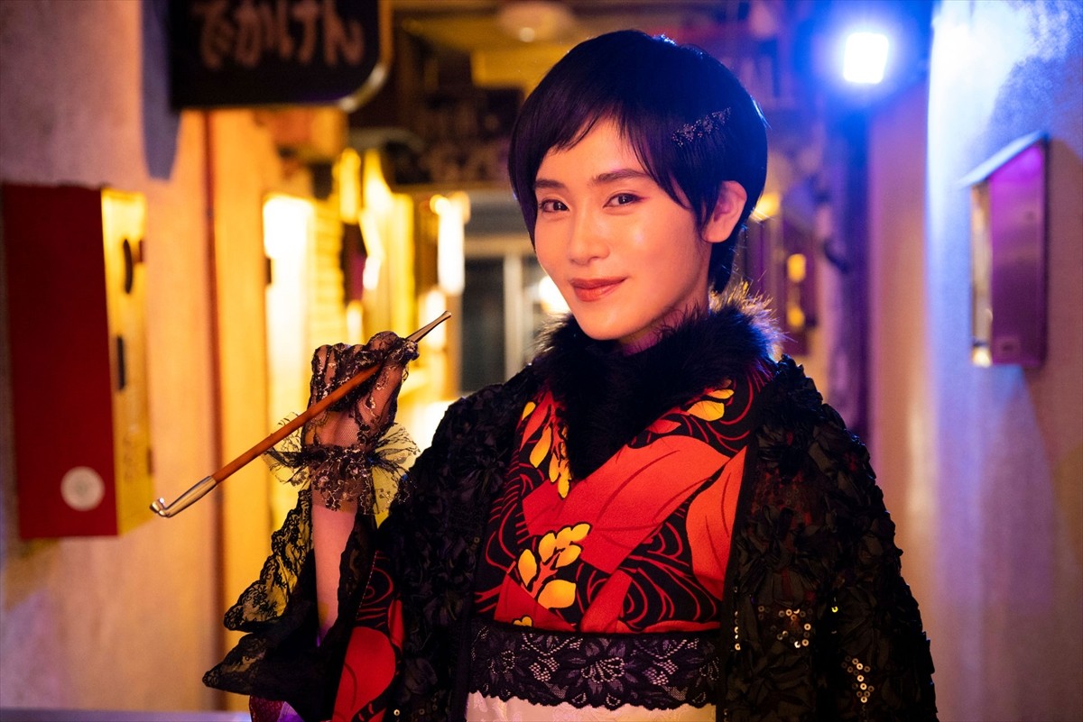 山口紗弥加、『探偵が早すぎる』出演決定　滝藤賢一に負けない個性爆発のスナックのママに