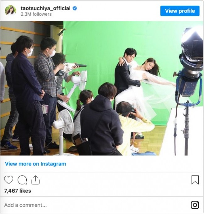 土屋太鳳「よく見ると靴が…」　『やんごとなき一族』撮影の裏側を明かす