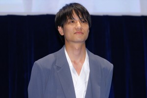藤原季節、Huluオリジナル『あなたに聴かせたい歌があるんだ』配信スタート記念イベントに登場