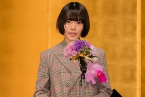 杉咲花、「第30回橋田賞」授賞式に登場