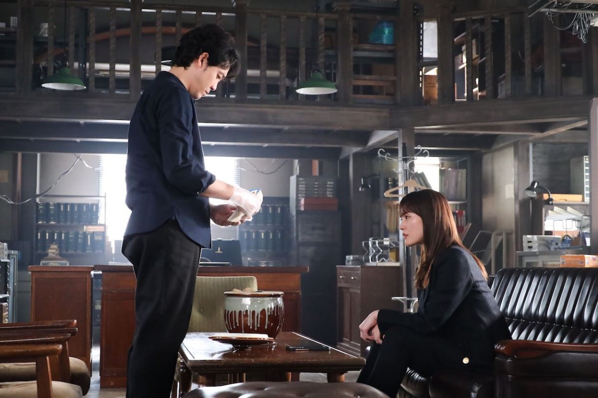 『元彼の遺言状』第8話　“篠田”大泉洋、“麗子”綾瀬はるかに殺人犯として追われていることを告白