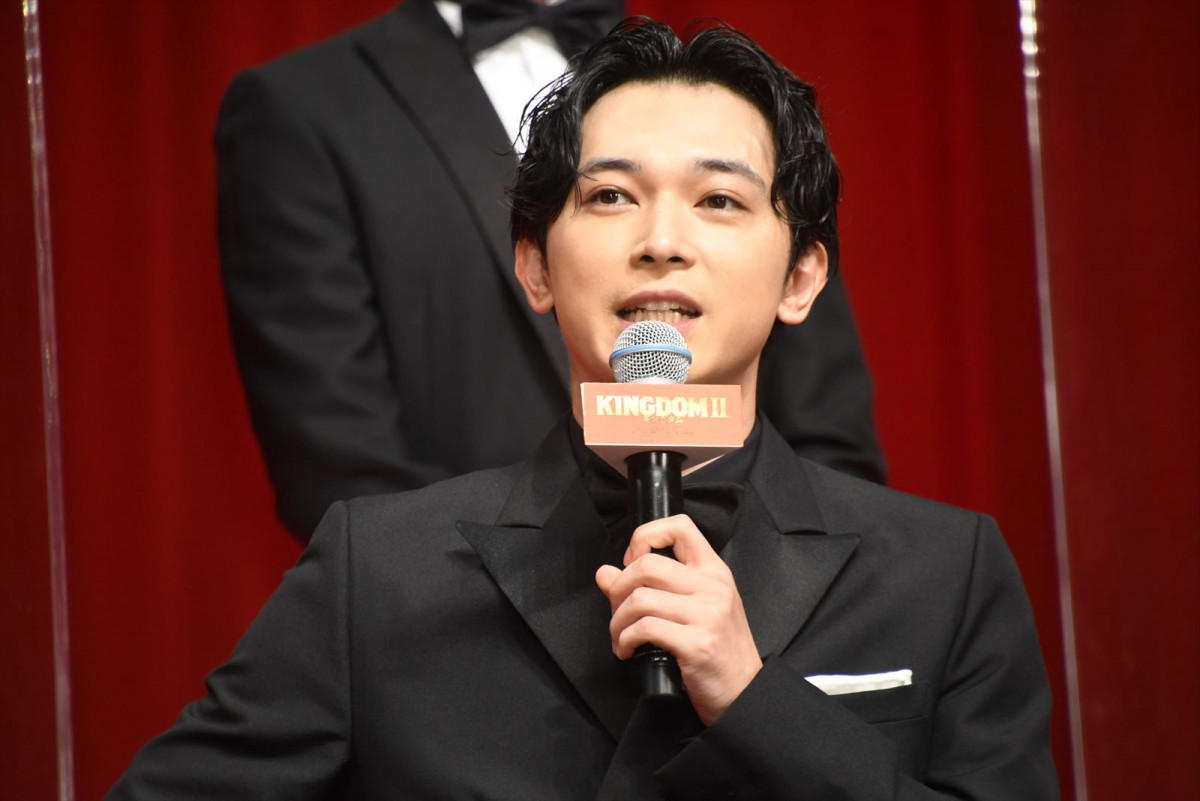 山崎賢人、盟友・吉沢亮からの絶賛に「うれしいっすね」と破顔！