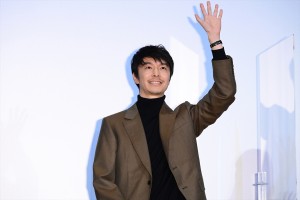 長谷川博己、映画『はい、泳げません』公開記念舞台挨拶に登場