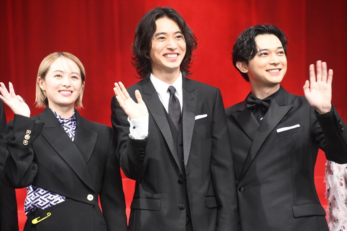 山崎賢人、盟友・吉沢亮からの絶賛に「うれしいっすね」と破顔！