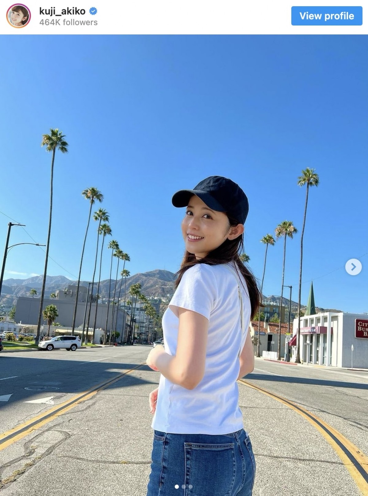 久慈暁子、ロサンゼルス滞在ショットに反響「幸せそう」「かわいい」