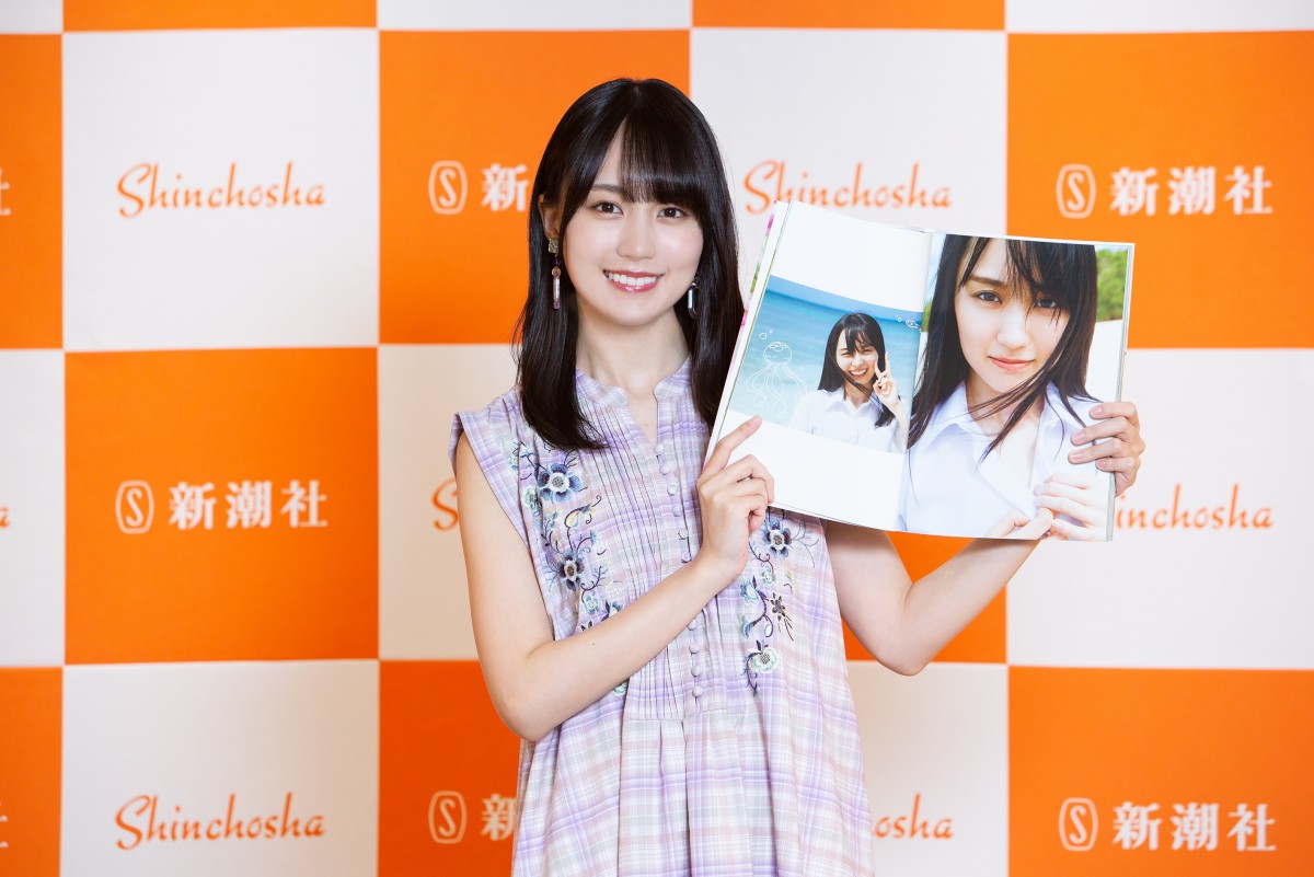 乃木坂46賀喜遥香1st写真集 『まっさら』刊行記念オンライン取材会を行なった賀喜遥香