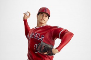 大谷翔平の世界初「プレミアムフィギュア」登場！ “投”と“打”の2種