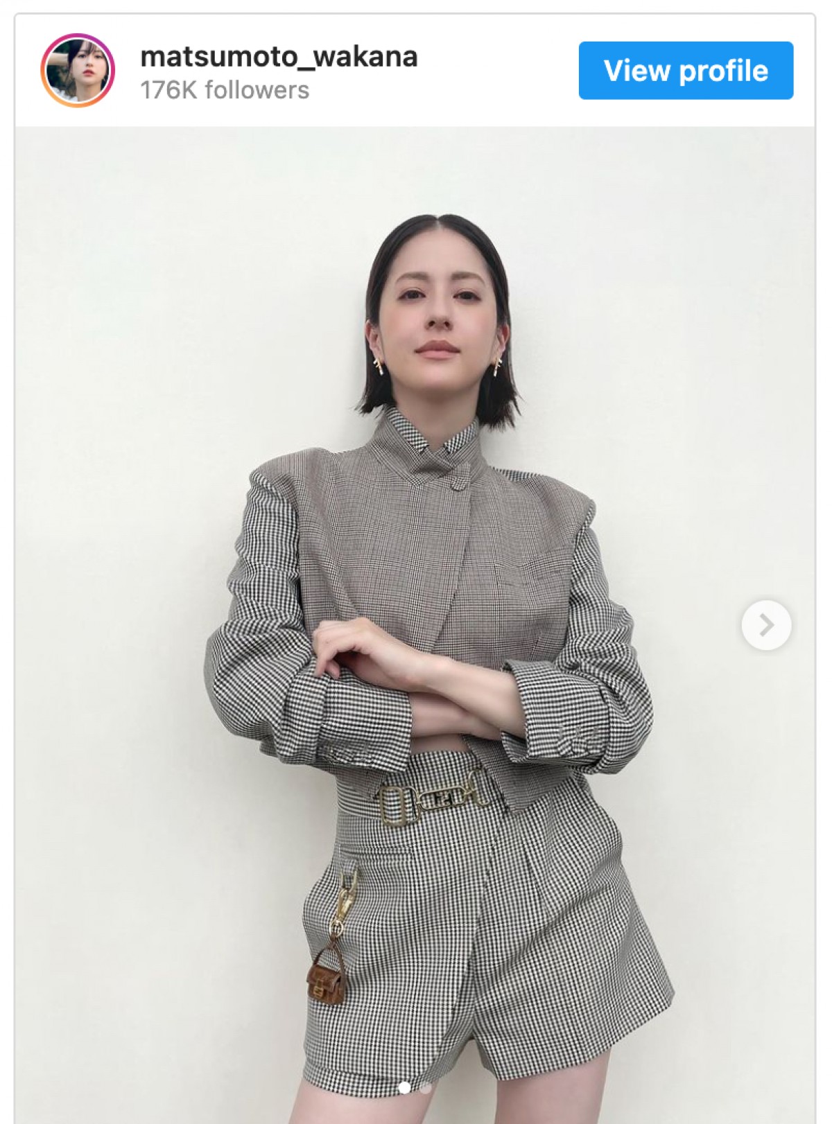 松本若菜がFENDIをまとったクールなコーデを披露　※「松本若菜」インスタグラム