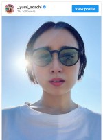 【写真】超クール！　安達祐実、夏感あふれるサングラスショット