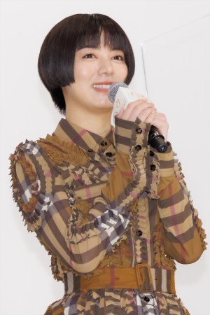 池田エライザ、映画『ハウ』公開記念舞台あいさつに登場