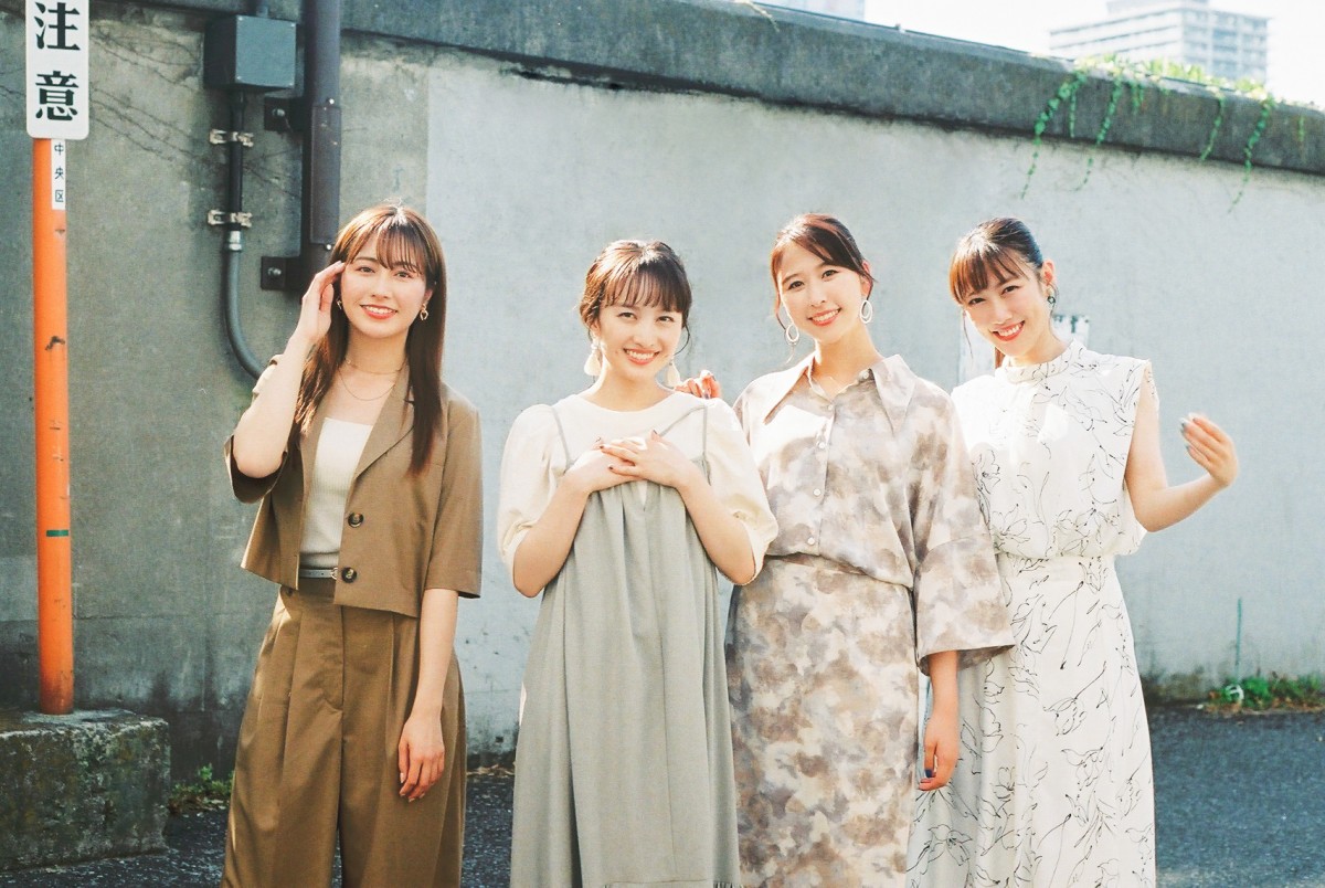 (左から)佐々木彩夏、百田夏菜子、玉井詩織、高城れに