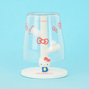 マイメロやキティのフィギュア付き！　ミニうがいコップ＆スタンドセットが登場