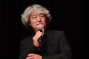 羽住英一郎監督、映画『カラダ探し』ジャパンプレミアイベントに登場