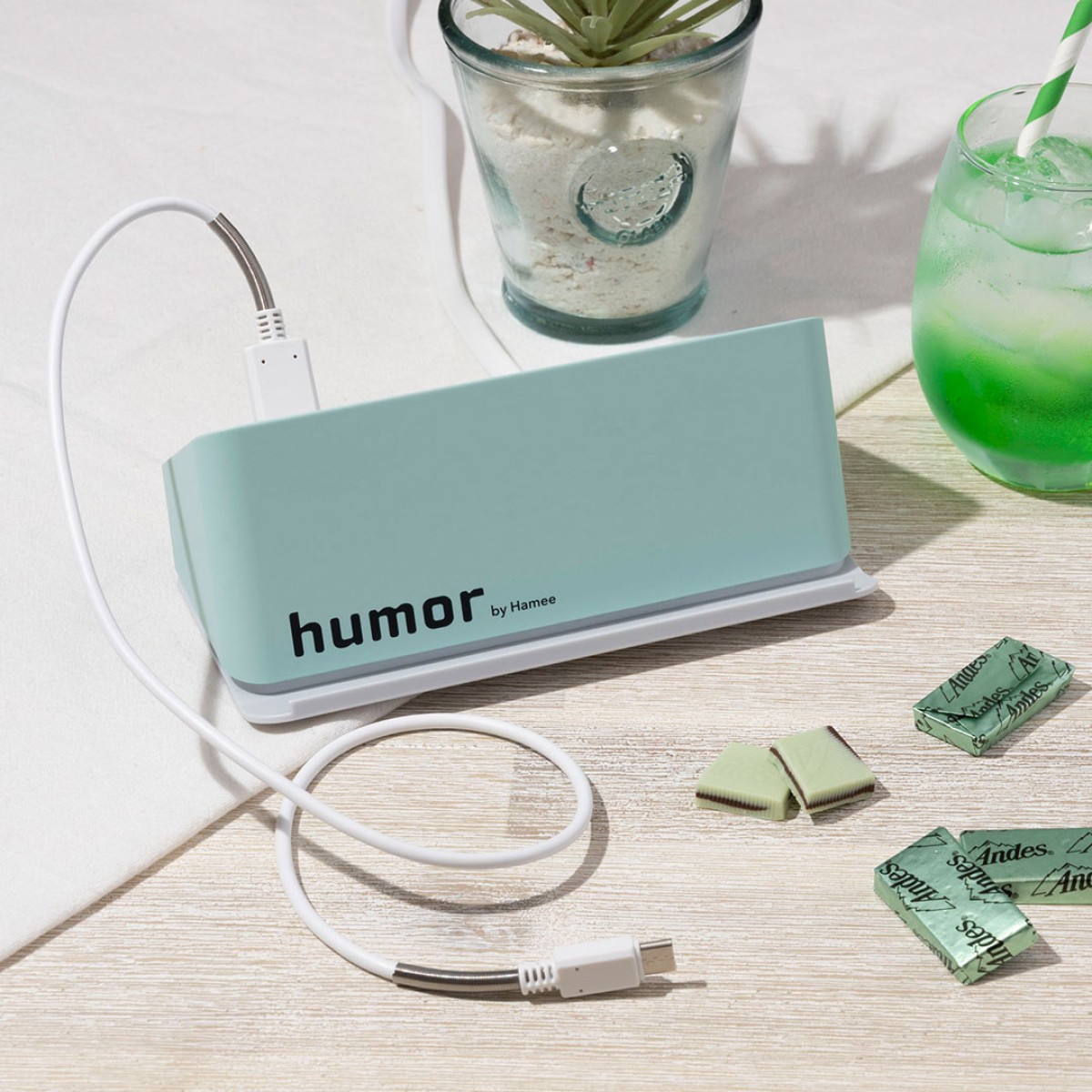 221012_humor AC＆USB TAP COMPACT