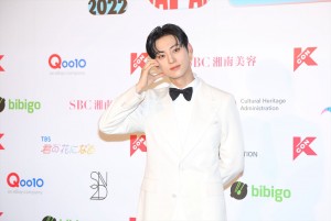 「KCON 2022 JAPAN」レッドカーペットに出席したファン・ミニョン