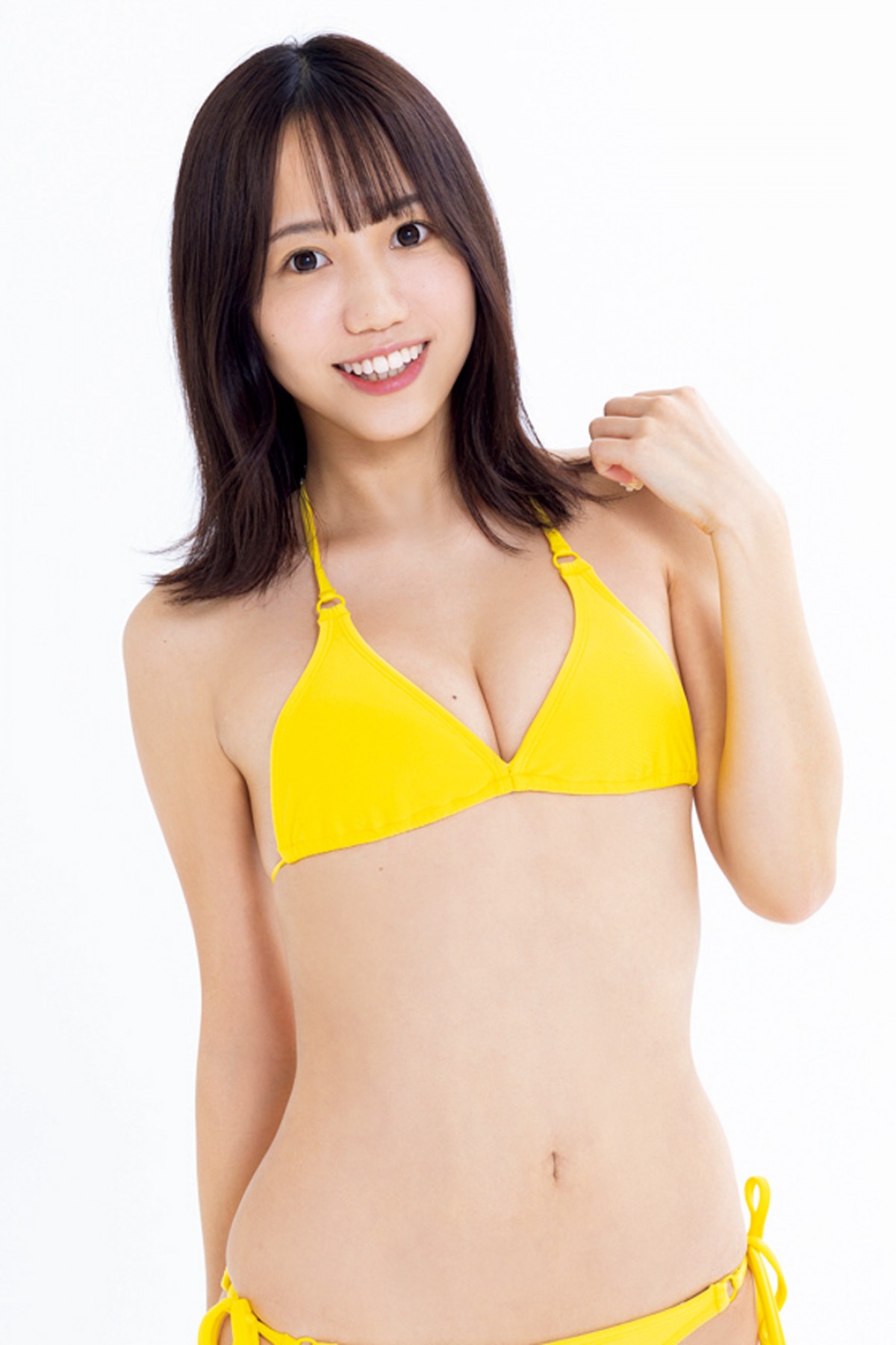 歌舞伎町の元No.1キャバ嬢・ジョウナイシ鳴が、アイドル初グラビア