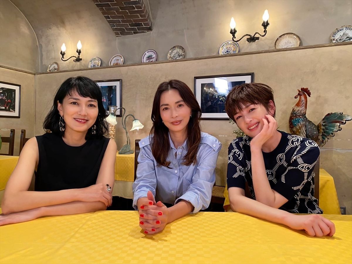 『グータンヌーボ2スペシャル』に出演する（左から）板谷由夏、長谷川京子、吉瀬美智子