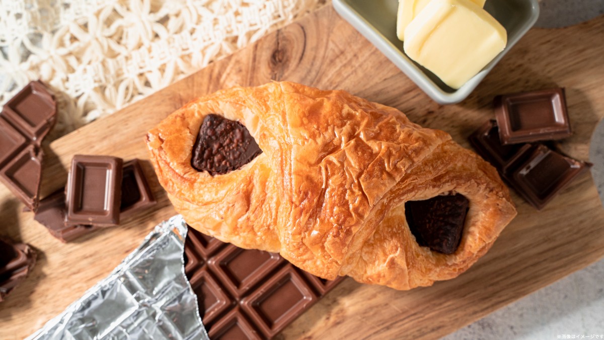 FAMIMA BAKERY「チョコバタぱん」シリーズ