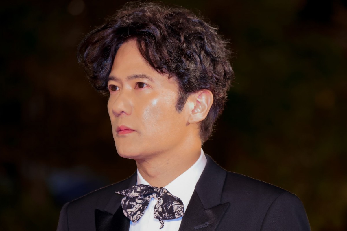 稲垣吾郎、ファンのかけ声に照れ笑い「爽やか…ありがとうございます」＜第35回東京国際映画祭＞