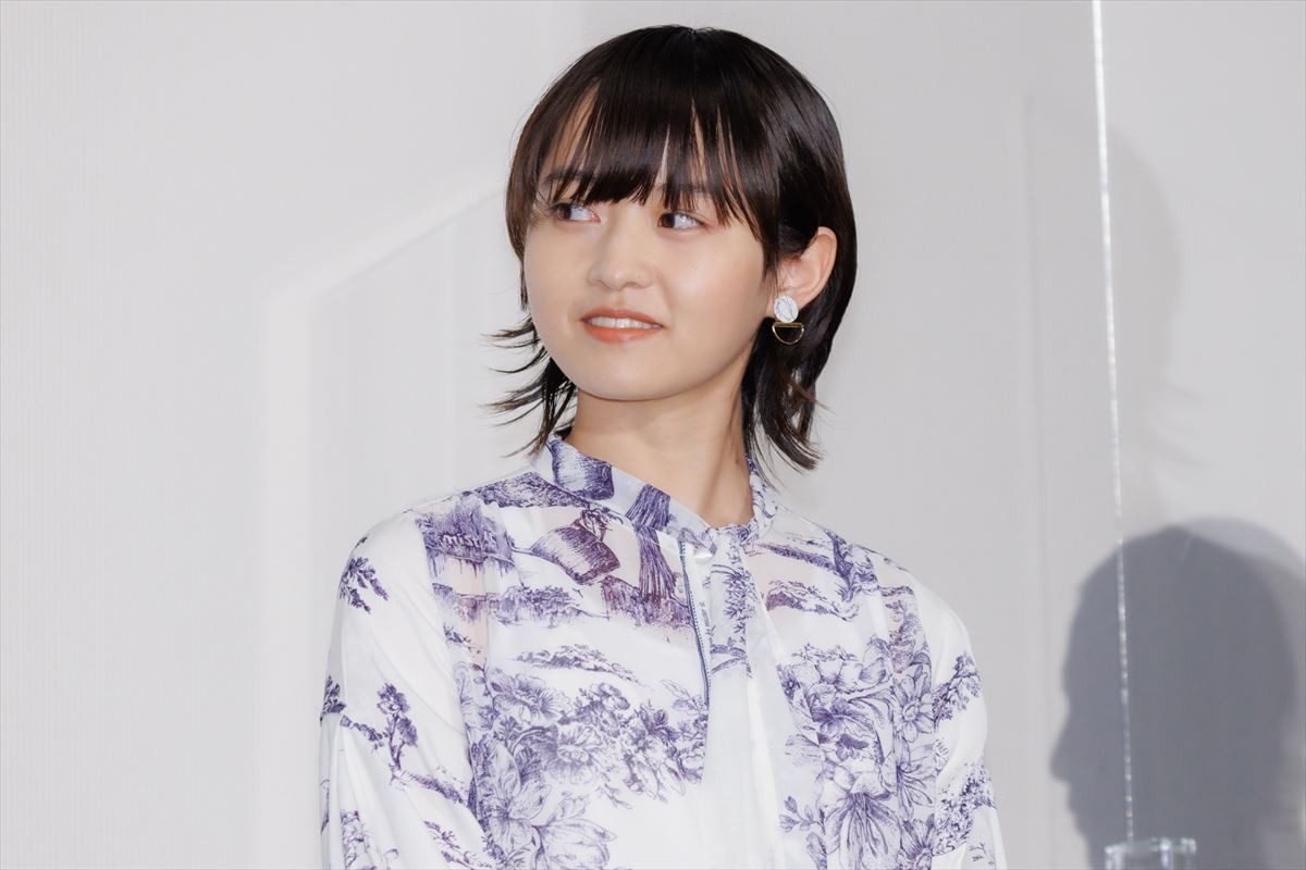 北村匠海、友情出演作イベントにサプライズ登場　約5分の出番に自虐「撮影期間も短く、登壇時間も短い」