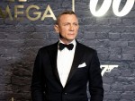 ダニエル・クレイグ、「007」60周年記念パーティーに登場