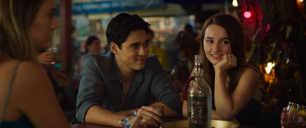 『チケット・トゥ・パラダイス』、ジュリア・ロバーツとジョージ・クルーニーがキレッキレで踊る本編映像解禁