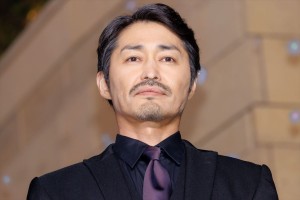 安田顕、映画『ラーゲリより愛を込めて』スノーカーペットイベントに登場