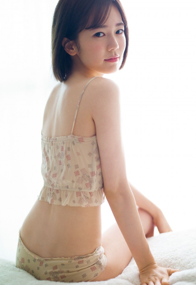 「週刊プレイボーイ」47号より川口葵