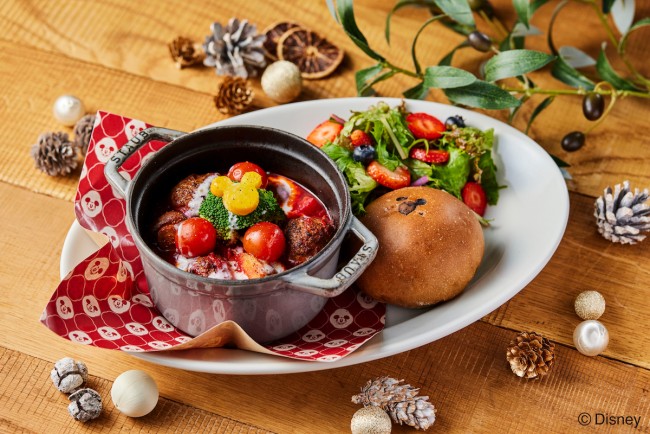 渋谷 ディズニーのヘルシーカフェ にクリスマスメニュー登場 限定アフタヌーンティーも 22年11月8日 写真 スイーツ クランクイン トレンド