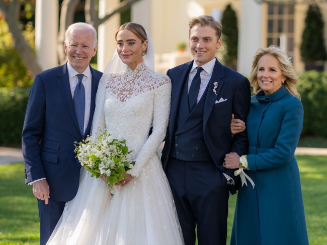 ジョー・バイデン米大統領の孫娘ナオミ・バイデンがホワイトハウスで挙式