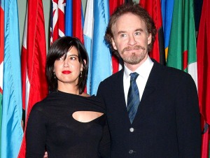 フィービー・ケイツと夫のケヴィン・クライン（2007年）