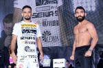 「RIZIN.40」公開計量　第14試合で対戦するクレベル・コイケ（左） vs. パトリシオ・ピットブル（右）