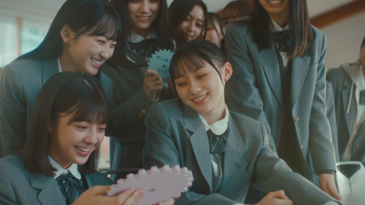 乃木坂46・川崎桜センターの5期生曲「17分間」MV公開　“時計ダンス”を披露