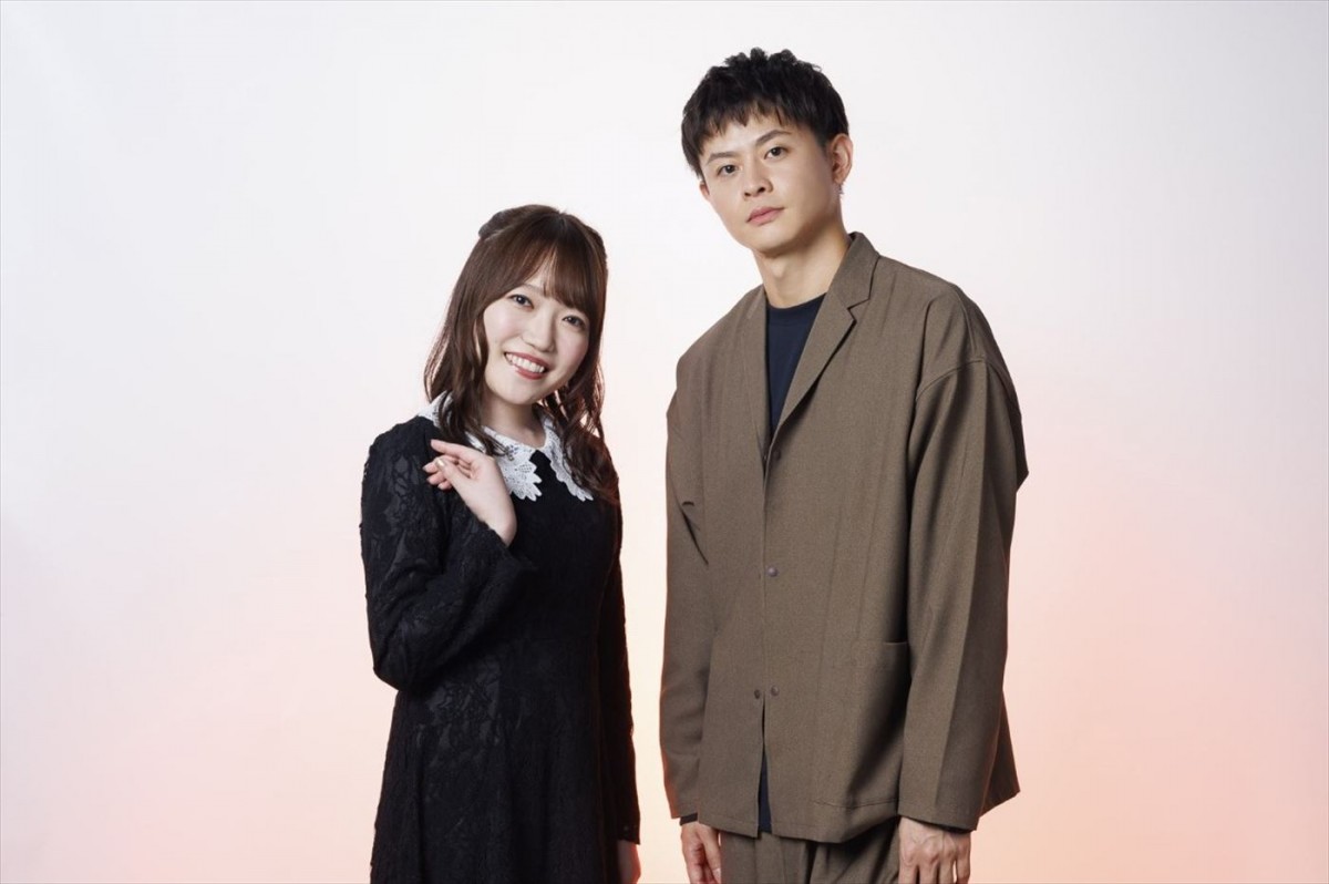 アニメ『火狩りの王』に出演する(左から)声優の久野美咲、石毛翔弥
