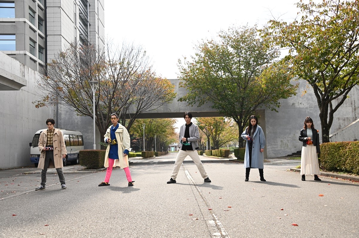 『仮面ライダー』でいられる時間を大切に　前田拳太郎＆簡秀吉、先輩から後輩へ送るエール