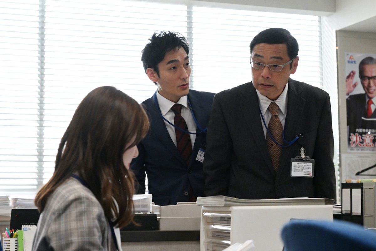 『罠の戦争』草なぎ剛、6年ぶりの民放ドラマ主演作　政治家秘書の復讐劇が開幕！