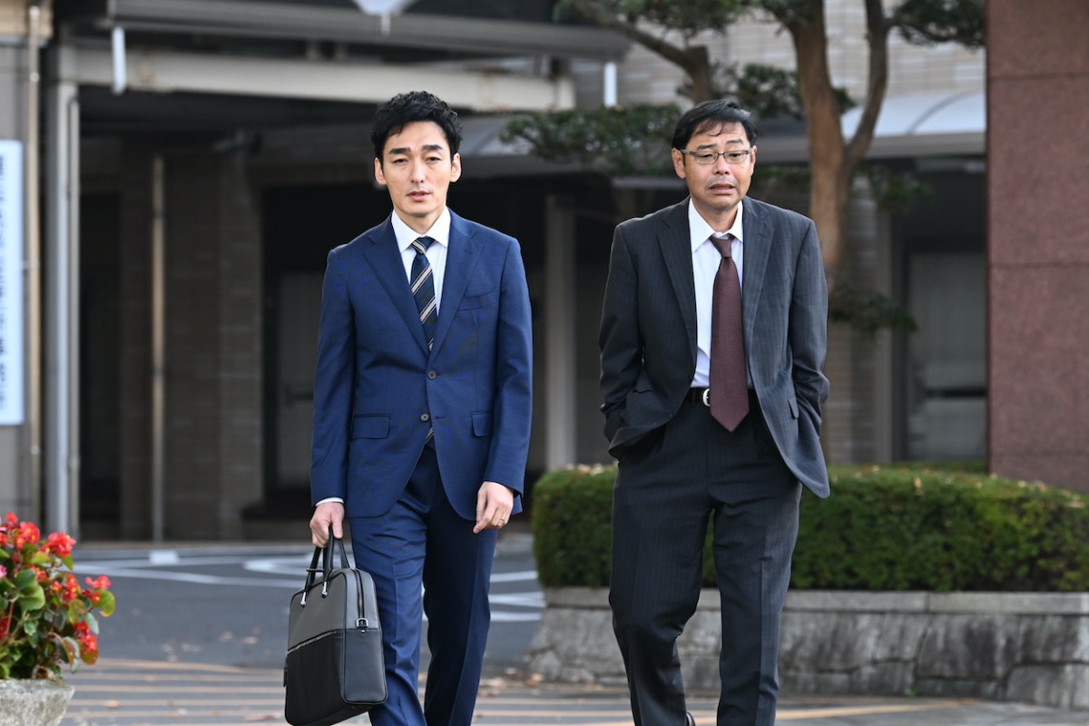 『罠の戦争』「俺のせいだ」“鷲津”草なぎ剛の言葉にネット騒然「どういう意味？」