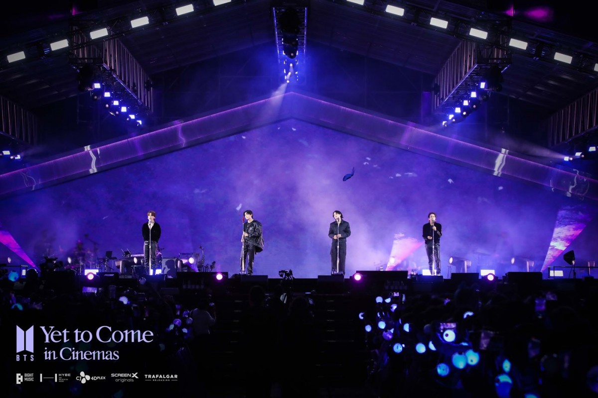 映画『BTS:Yet To Come in Cinemas』ステージ写真